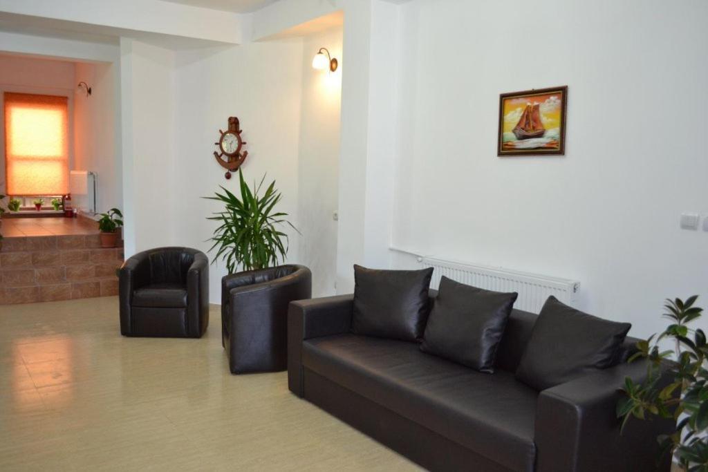Hotel Corsar Tulcea Exterior photo